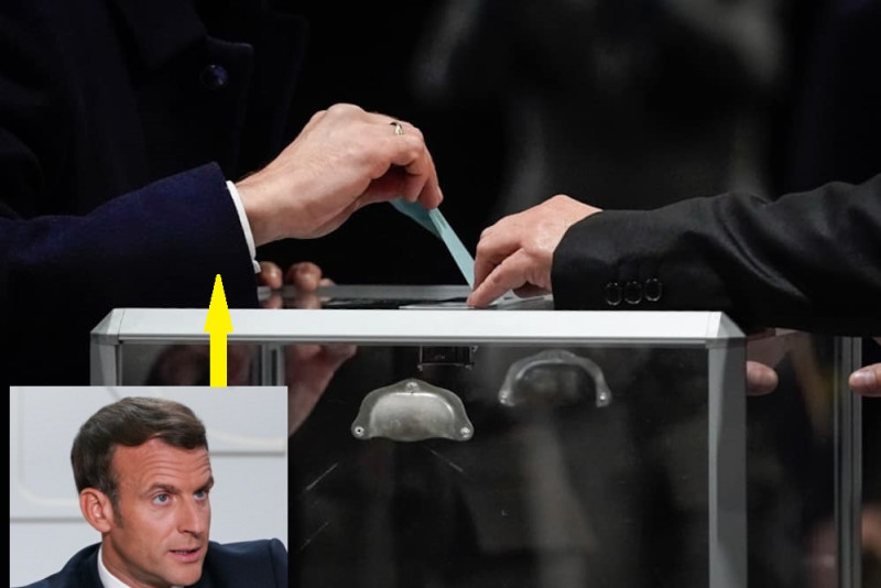 法國總統馬克宏尋求連任，10日在臉書po出自己投下神聖一票的照片，目前出口民調顯示，他在首輪投票中的得票率暫居第一。   圖：翻攝自馬克宏臉書/新頭殼合成