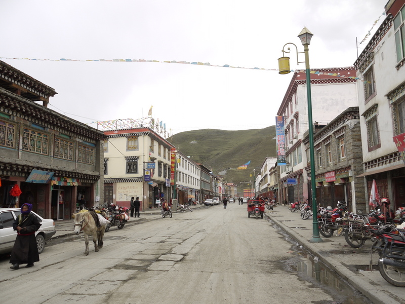 中國政府對藏族採取高壓政策，位於四川甘孜藏族自治州很少對外開放採訪。   圖：翻攝維基網站/Elysaf Freiman
