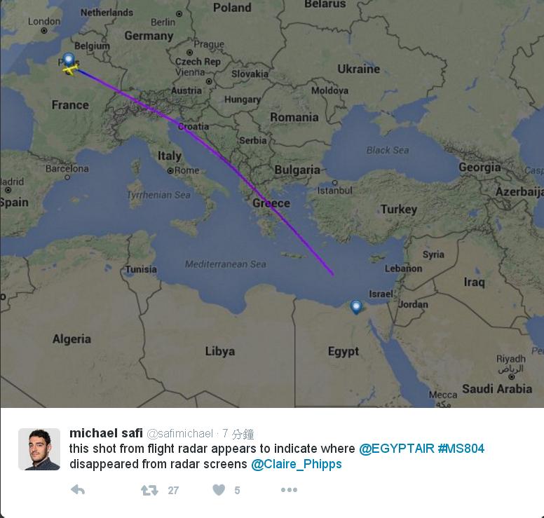 英國《衛報》報導，一架從法國巴黎開往埃及的MS804班機在開羅時間上午2時45分失去聯繫。   圖:翻攝michael safi推特