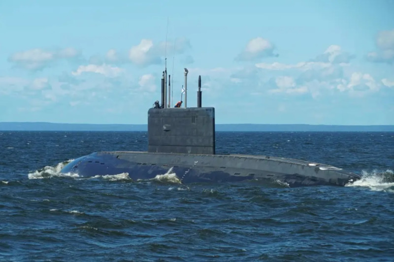 俄羅斯「基洛級」潛艇「彼得巴甫洛夫斯克號(B-274)」。   圖：翻攝陸網/bilibili