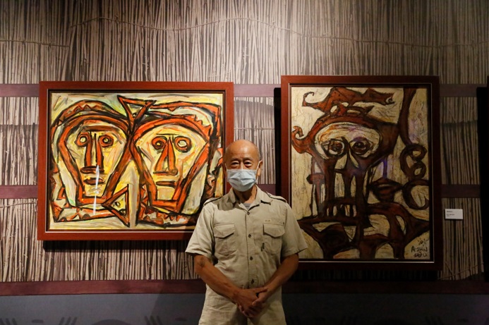 藝術家吳炫三的畫作極富原始生命力。   圖：十三行博物館提供
