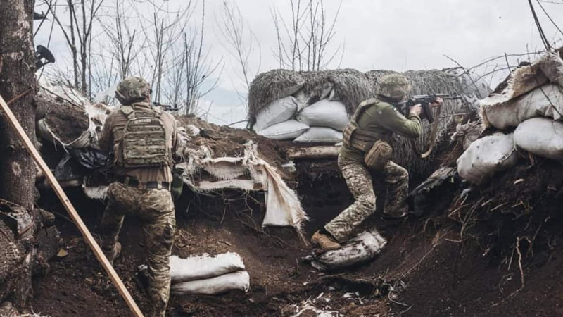 烏克蘭軍隊竭盡全力抵禦俄軍攻擊。   圖 : 翻攝自facebook.com/GeneralStaff.ua
