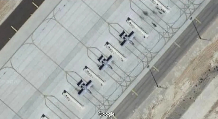 Google 地圖可以讓你看到類似詳細的美國內利斯空軍基地甚至著名的 51 區的衛星圖像。   圖 : 翻攝自Google Map