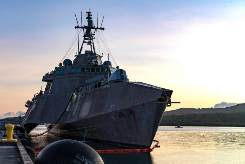 美國海軍「獨立級」瀕海戰鬥艦「傑克遜號(LCS-6)」，2015年服役，但傳已被排入2024財年退役名單。   圖：翻攝US Navy