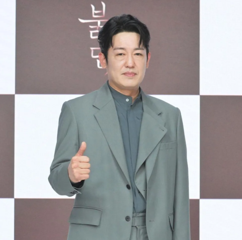 許成泰在韓劇《魷魚遊戲》演出流氓「張德秀」人氣上漲。   圖：Netflix/提供