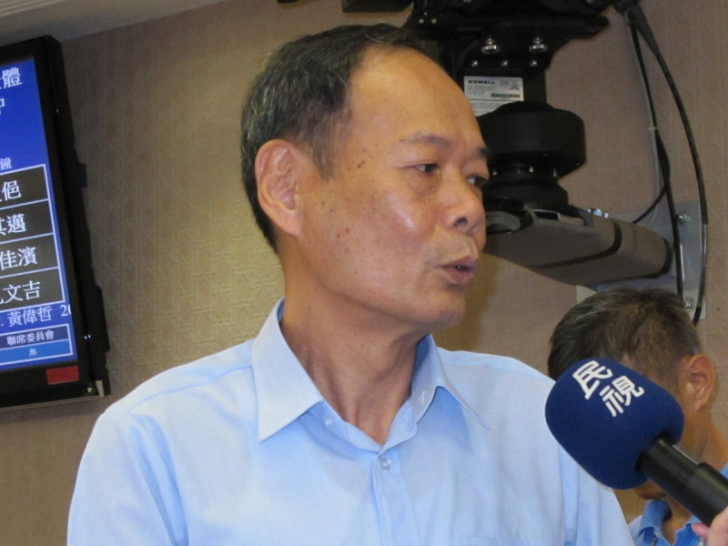 海巡署長李仲威16日前往立法院內政委員會備詢。   圖：林朝億/攝