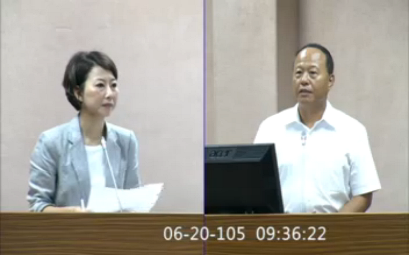 民進黨立委陳亭妃20日在外交及國防委員會針對國軍近日頻傳自殺案件質詢國防部。國防部常務次長柏鴻輝也在會中坦言，「國防部的防處機制確實出了問題」，兩人說到激動處，雙雙哽咽。   圖：翻攝自立法院ivod