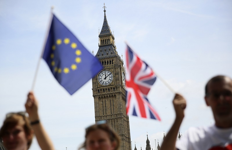 英國脫歐公投進入倒數關鍵時刻，最新民調顯示贊成留歐一方略勝一籌。   圖片來源：達志影像/路透社