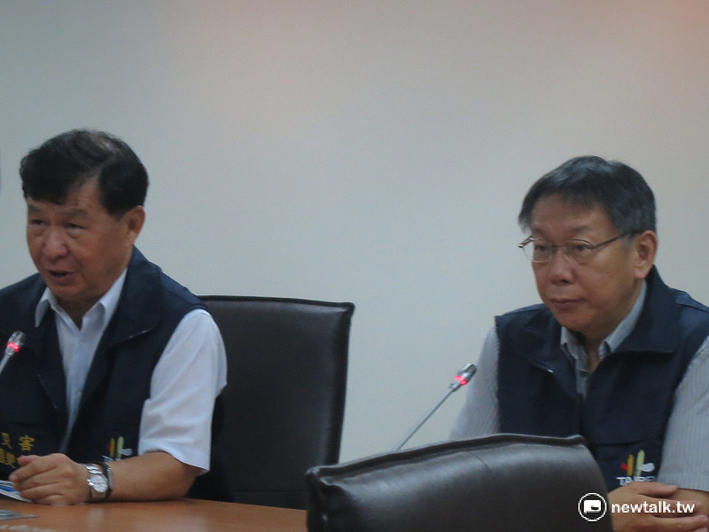 台北市長柯文哲7日上午赴災害應變中心視察。   圖：呂佳峻/攝
