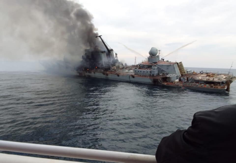俄羅斯黑海艦隊旗艦「莫斯科號」2022年遭烏克蘭2枚「海王星」反艦飛彈擊中。   圖：翻攝俄羅斯國防部官網
