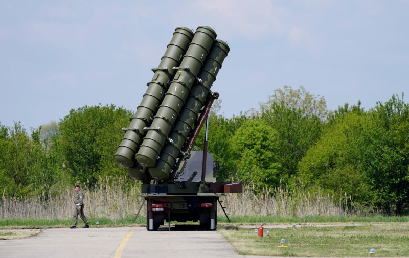 塞爾維亞日前公開展示了最近交付的中國防空飛機導彈系統HQ-22，引起了西方和塞爾維亞一些鄰國的擔憂，即巴爾幹地區的軍備集結可能威脅該地區脆弱的和平。   圖：達志影像/美聯社（資料照片）