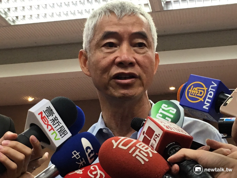 針對一條龍經營模式，交通部長賀陳旦認為，並不能與劣質經營劃上等號。   圖：邱筠文/攝