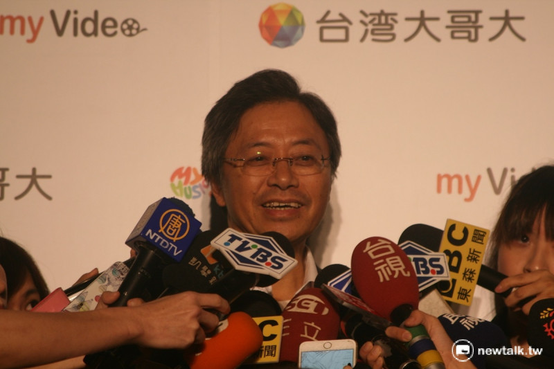 前行政院長張善政26日表示，台北市長柯文哲及總統蔡英文的民調下滑，要自己去體會哪裡做不好。   圖：李蘇竣/攝