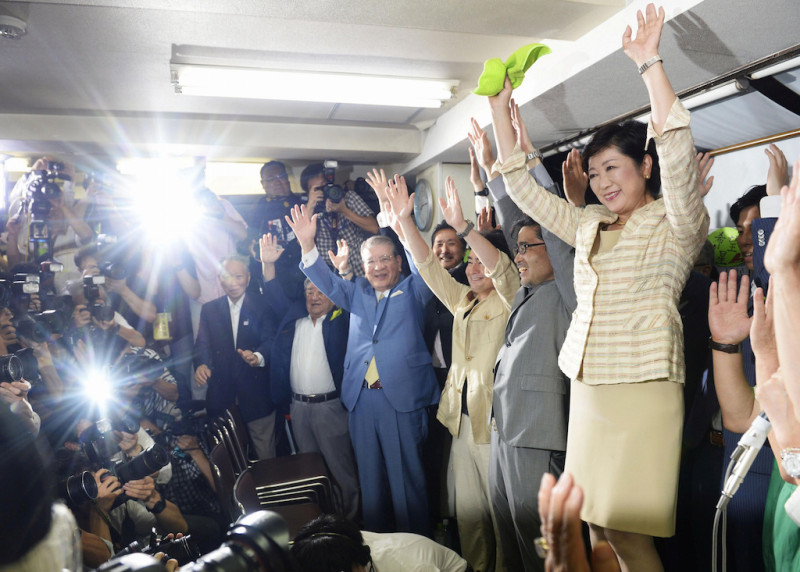 前日本環境相、防衛相的小池百合子確定當選東京都知事，成為首位女知事。   圖：達志影像/路透社