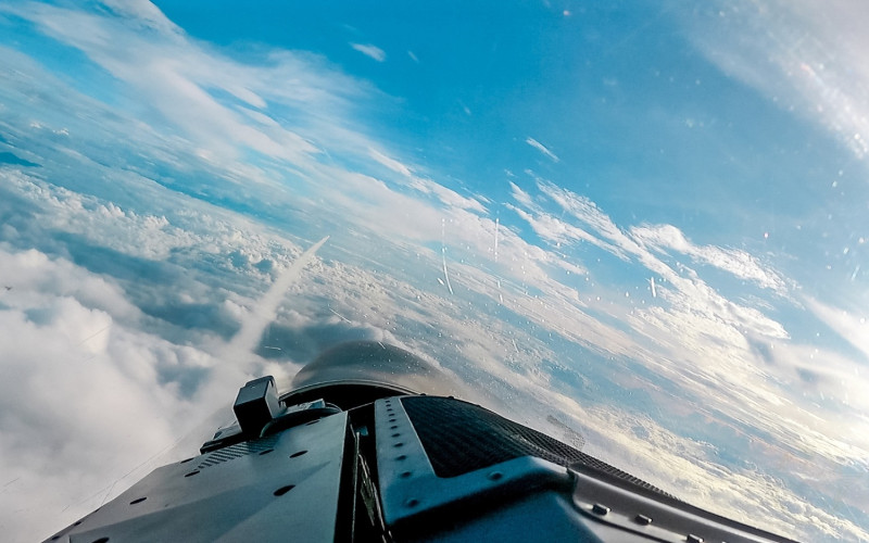 空軍第二聯隊幻象戰機發射雲母飛彈。   圖：國防部提供（資料照片）