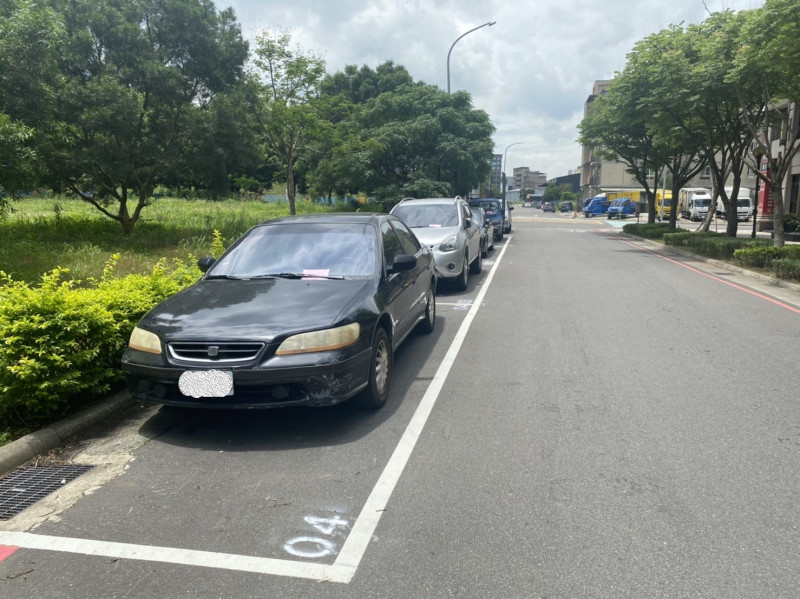 林口區文明街停車狀況。   圖：新北市交通局提供