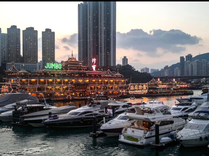 香港知名餐廳「珍寶海鮮舫」。   圖：翻攝自謝金河臉書