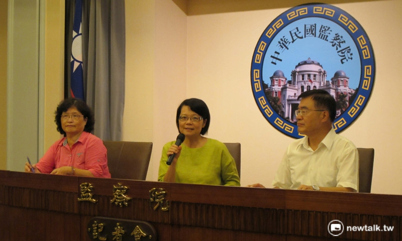 監察院11日上午通過監察委員仉桂美、王美玉、包宗和（由左至右）所提「台北市大巨蛋案」調查報告。   圖：林朝億/攝