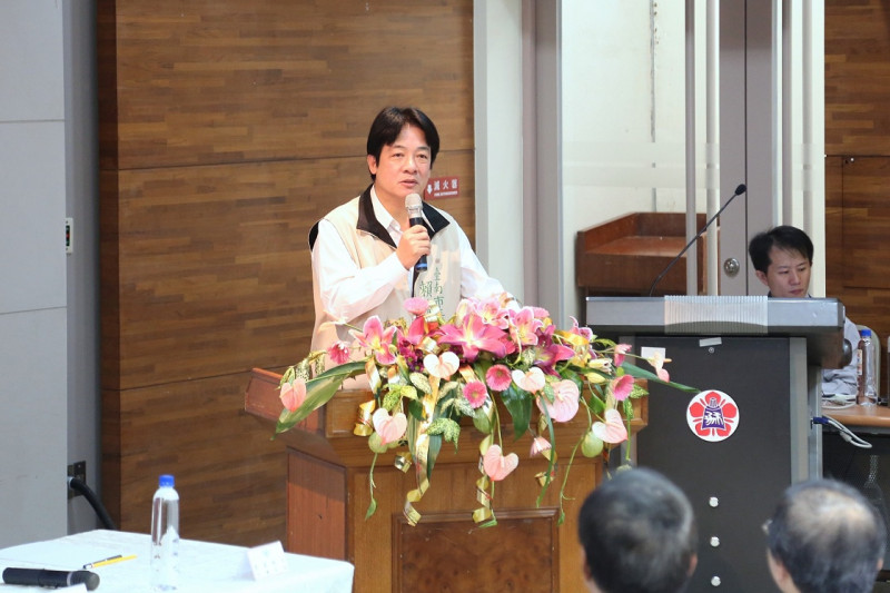 國防部26日在成功大學召開航空產業發展論壇，台南市長賴清德出席致詞。   圖：翻攝自台南市政府官網