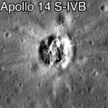 運載阿波羅14號火箭殘骸墜落月表形成的撞擊坑   圖：翻攝自NASA/GSFC/Arizona State University