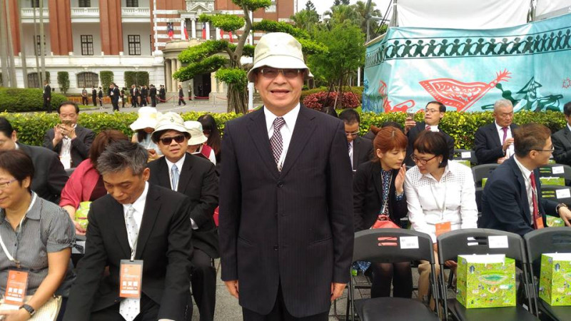 中央社董事長陳國祥表示，會維持中央社超越黨派、中立客觀的立場，絕不屈從新政府的批鬥手段。   圖：翻攝自陳國祥臉書