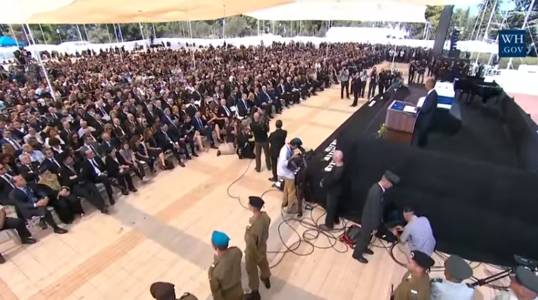 裴瑞斯國葬今天在耶路撒冷赫澤山（MountHerzl）展開，約70國領袖出席葬禮。   圖：翻攝網路