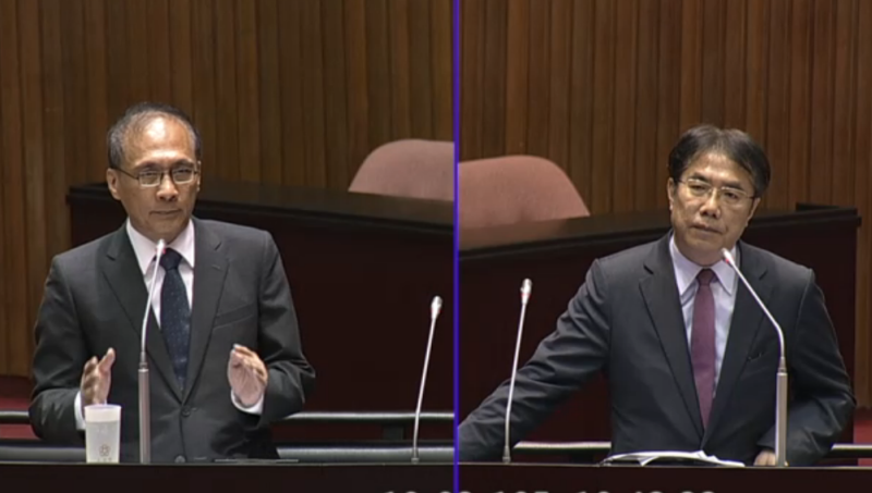 民進黨立委黃偉哲（右）於3日中央政府總預算報告時，質詢行政院長林全（左）。   圖：翻攝自立法院直播畫面
