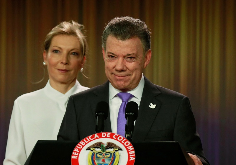 哥倫比亞總統桑托斯（Juan Manuel Santos）7日榮獲2016年諾貝爾和平獎，他表示，要把這座獎獻給哥國內戰受害者。   圖：達志影像/路透社