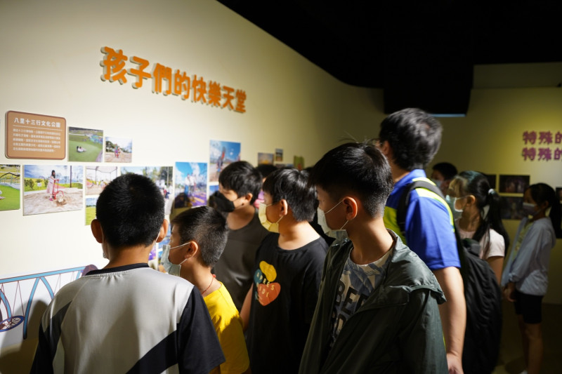 水利特展於板橋區「府中15」4樓展出，展場有有趣闖關活動。   圖：新北市水利局提供