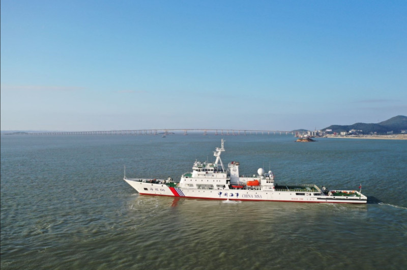 台灣海峽首艘大型巡航救助船「海巡06」輪正式列編福建海事局。   圖：取自人民日報