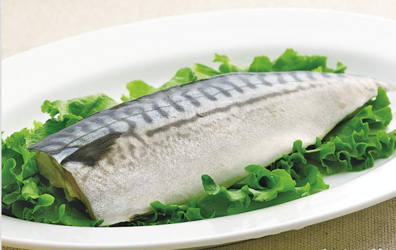 營養師黃君聖整理「10大魚油EPA排行榜」，擁有最多的EPA及DHA，排行第一是鯖魚。   圖：翻攝自天和鮮物