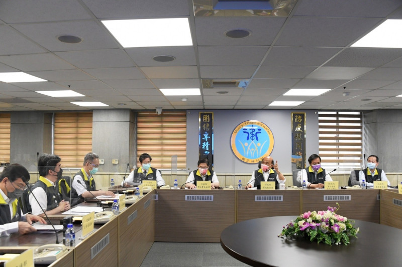 行政院長蘇貞昌今（19）日召開擴大防疫會議。   圖：行政院提供