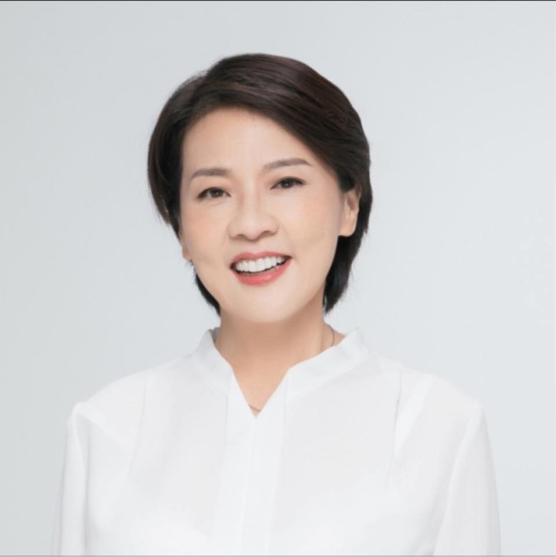 2022九合一民眾黨台北市長候選人黃珊珊   圖:翻攝自黃珊珊臉書