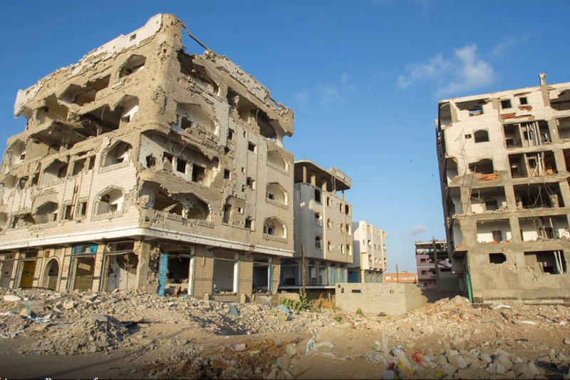 葉門首都衝突不斷，大城亞丁已經變成斷坦殘壁，聯合國17日宣布，交戰各方同意暫時停火。   圖：翻攝聯合國官網/WFP/Ammar Bamatraf