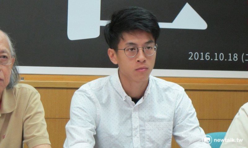 1993年出生，目前才23歲的香港本土民主前線發言人黃台仰已被香港政府起訴了3條罪。   圖：林朝億/攝