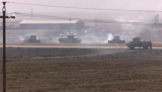 伊拉克展開從伊斯蘭國（IS）手中收復第2大城摩蘇爾（Mosul）的軍事行動進入第2天，伊拉克指揮官表示戰事有進展。   圖：翻攝網路