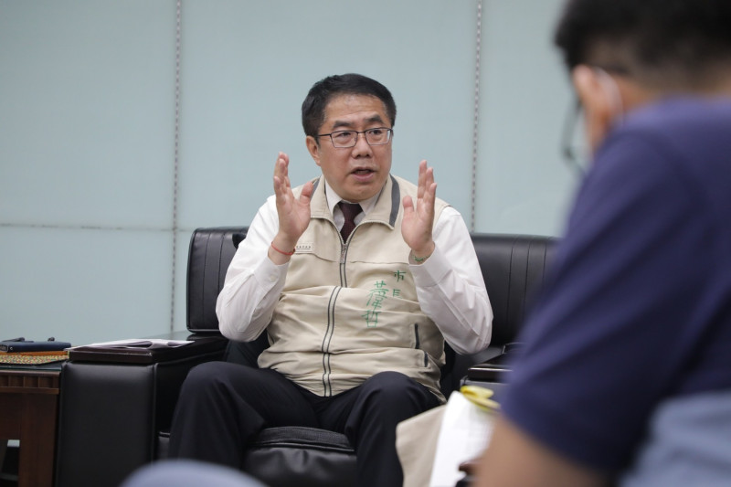 台南市長黃偉哲接受新頭殼專訪。   圖：台南市政府提供