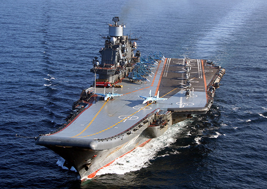 俄羅斯出動航空母艦「庫茲涅佐夫號」前往地中海，加入對敍利亞的攻擊行動。   圖：翻攝俄羅斯國防部官網