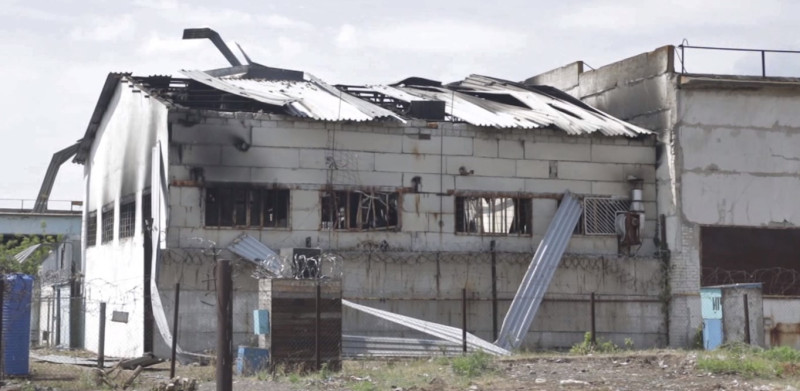 發生爆炸的頓內茨克鐵皮屋監獄。   圖:Maxar、Google Maps