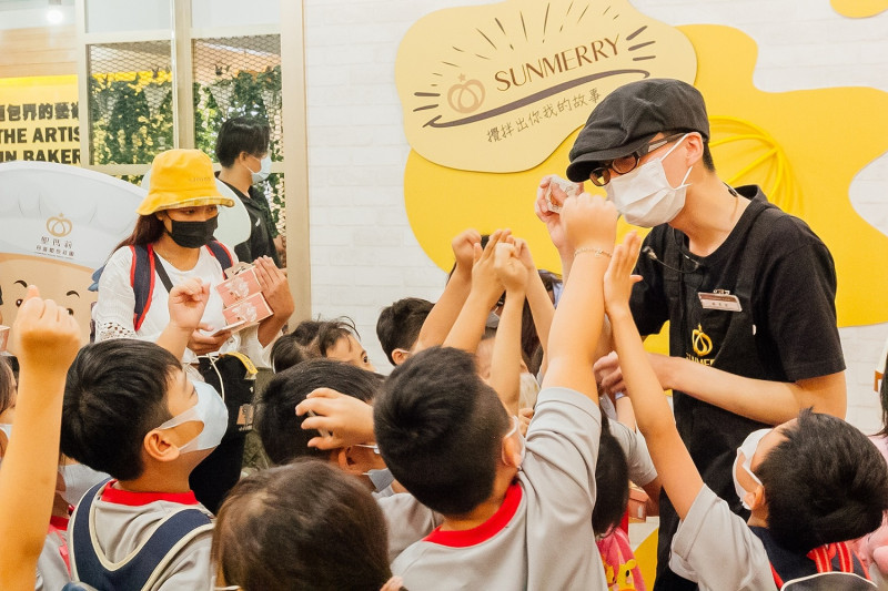 111年下半年月月有活動，歡迎家長帶小孩同歡。   圖：新北市經發局提供