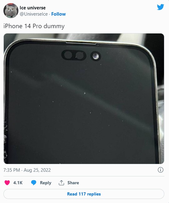 另一位推特爆料客Ice Universe也分享一張iPhone 14 Pro正面的照片，也同樣是驚嘆號的設計。   圖：翻攝自Ice Universe Twitter