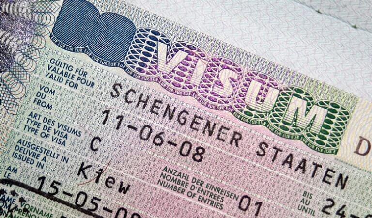 俄羅斯人將難以獲得歐盟各國簽證。   圖：翻攝自Schengen Visa Info官網