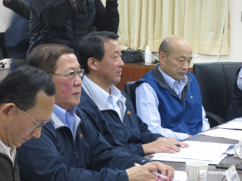 北農15日一早召開常務董事會，討論明年度預算等事項，總經理韓國瑜也出席。   圖：呂佳峻/攝