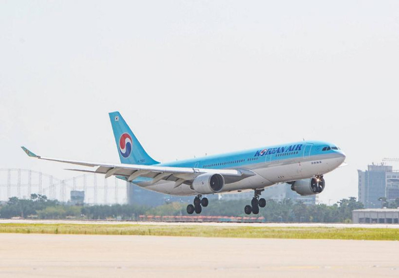 中韓緊張局勢加劇，讓大韓航空以及韓亞航空近期將暫時停飛部分飛往中國的航班。   圖：翻攝自大韓航空臉書