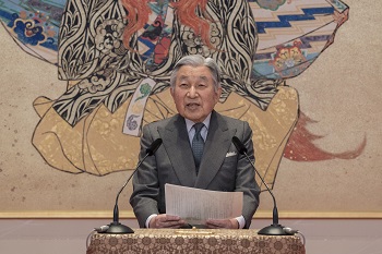 日本天皇明仁23日歡度83歲生日，稍早之前在皇宮接待記者，發表談話。   圖：翻攝日本宮內廳
