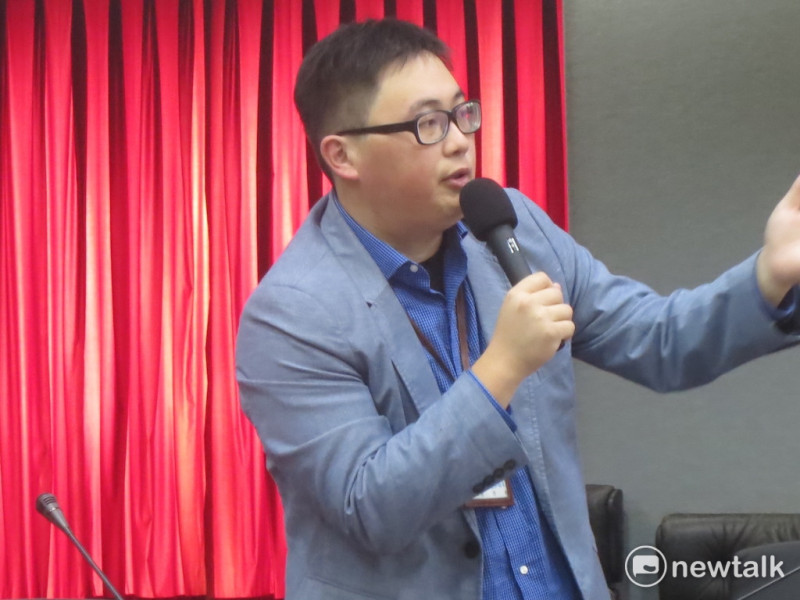 台北市長柯文哲表示，北市發言人林鶴明去職後，發言人一職將由副發言人劉奕霆升任。   圖：新頭殼資料照片