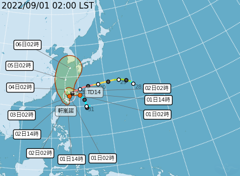 強颱「軒嵐諾」今天凌晨2時的中心位置，台北東南東方540公里海面上，與熱帶性氣氣壓TD14合併後，預測將轉北而行。   