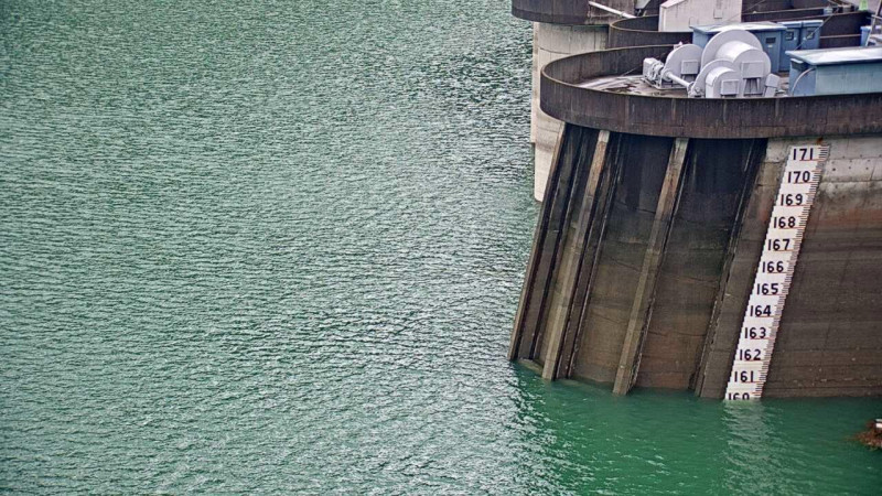 翡管局表示，軒嵐諾颱風為翡翠水庫集水區帶來豐沛雨量，預估蓄水率將達88%，今年底前大臺北地區用水無虞。（圖為翡翠水庫水庫蓄水現況照片）   圖：翡管局提供