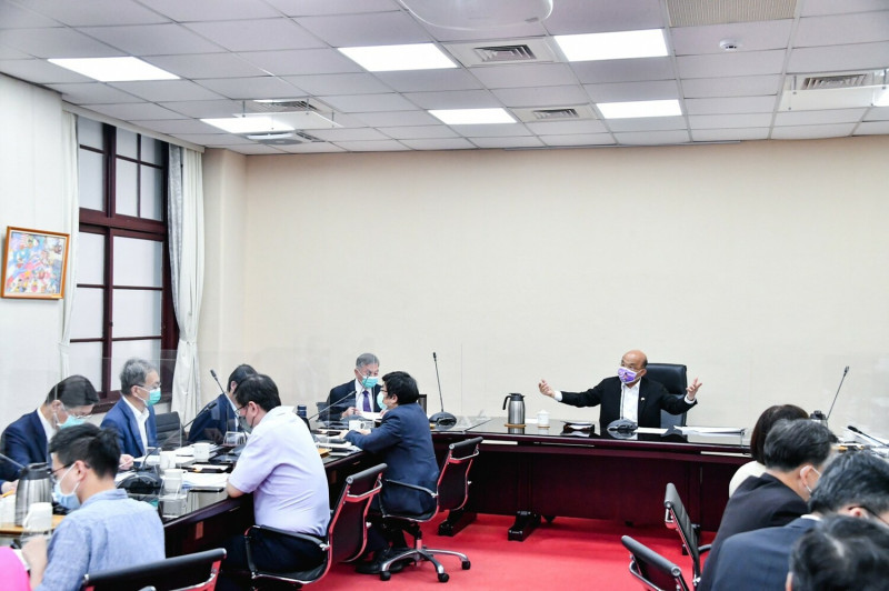 行政院長蘇貞昌今（5）日上午11時30分召開擴大防疫會議。   圖：行政院提供