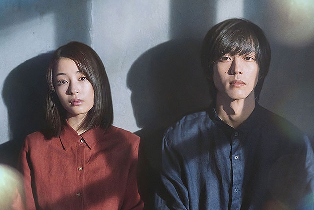 《流浪之月》由廣瀨鈴(左)與松坂桃李演出。   圖：高雄市電影館提供